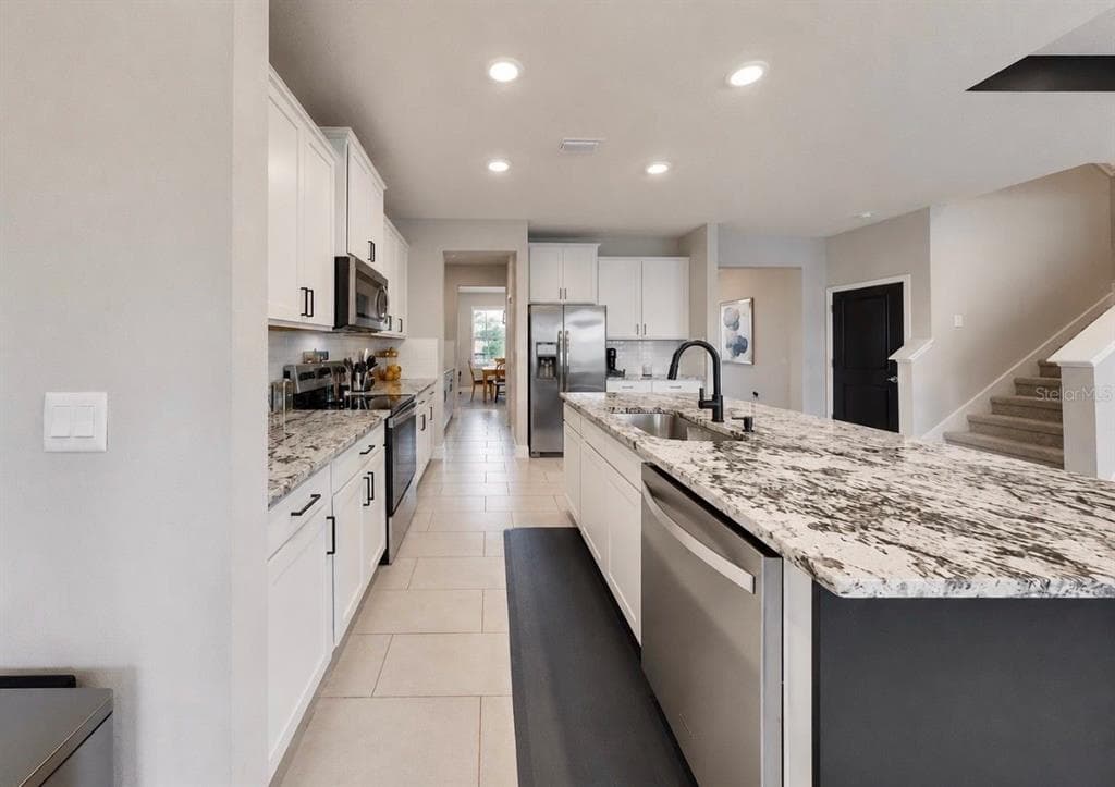 172 MANGROVE MANOR DRIVE, APOLLO BEACH, FL 33572 — zdjęcie 4