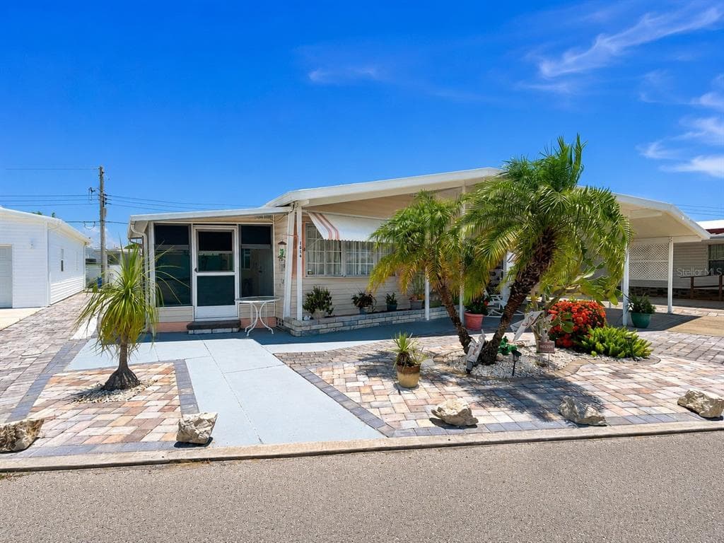 1614 MICHIGAN AVENUE, BRADENTON, FL 34207