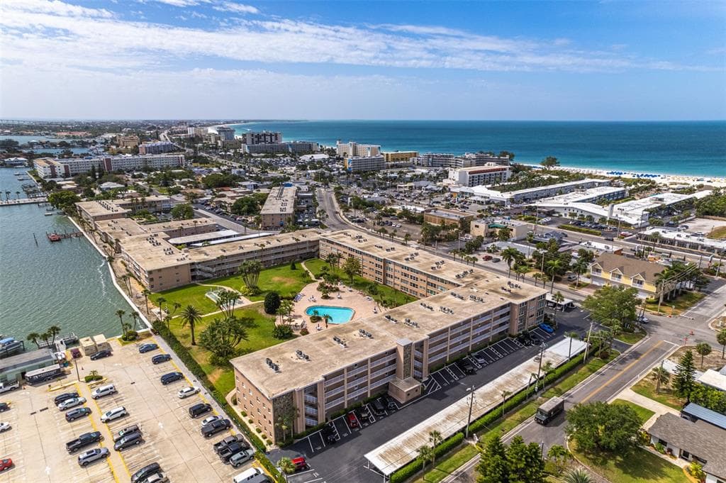 6363 GULF WINDS DRIVE # 437, ST PETE BEACH, FL 33706 — zdjęcie 2
