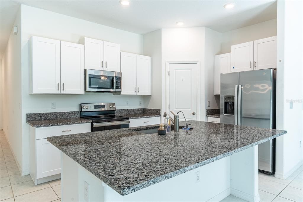1863 YELLOW TRAIL, LAKELAND, FL 33801 — zdjęcie 5
