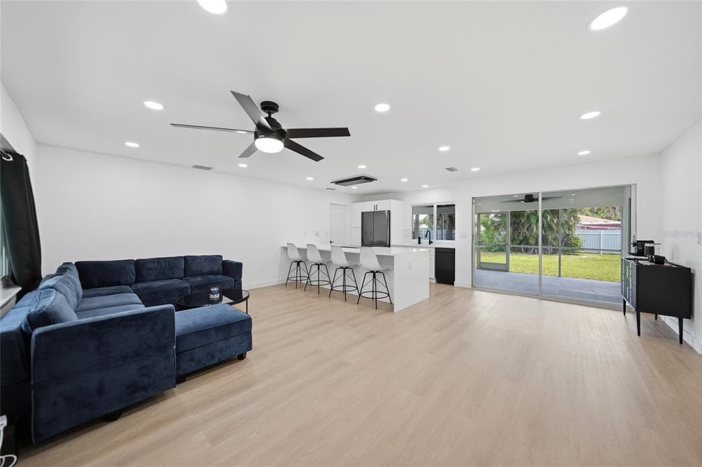 2506 LAKESHORE CIRCLE, PORT CHARLOTTE, FL 33952 — zdjęcie 2