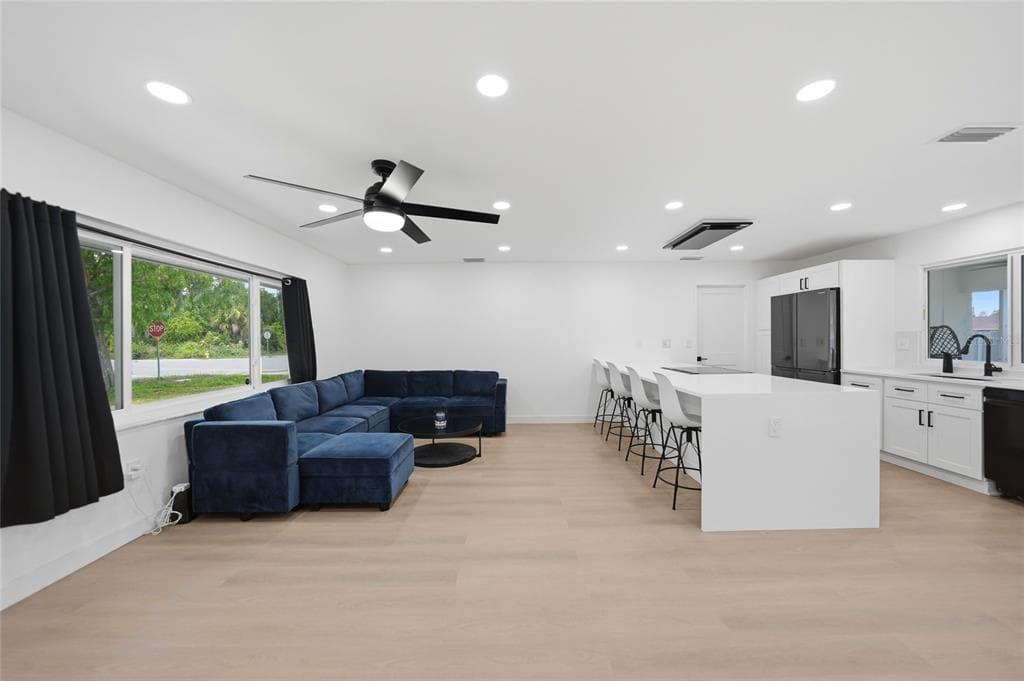 2506 LAKESHORE CIRCLE, PORT CHARLOTTE, FL 33952 — zdjęcie 3