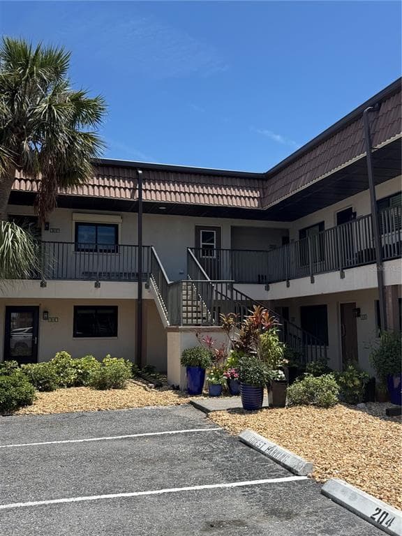 1258 BARBARA DRIVE # 202, VENICE, FL 34285