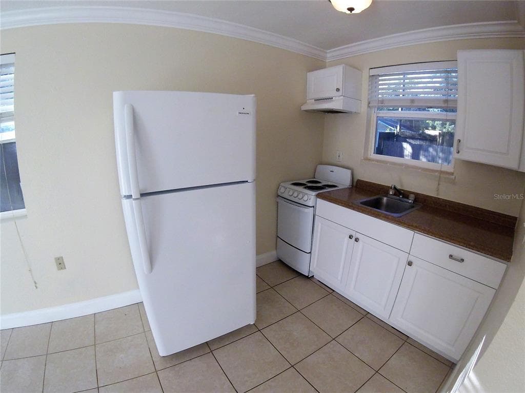 1300 28TH AVENUE N # 2, ST PETERSBURG, FL 33704 — zdjęcie 4