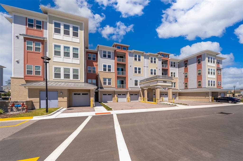 7521 LAUREATE BOULEVARD # 5208, ORLANDO, FL 32827