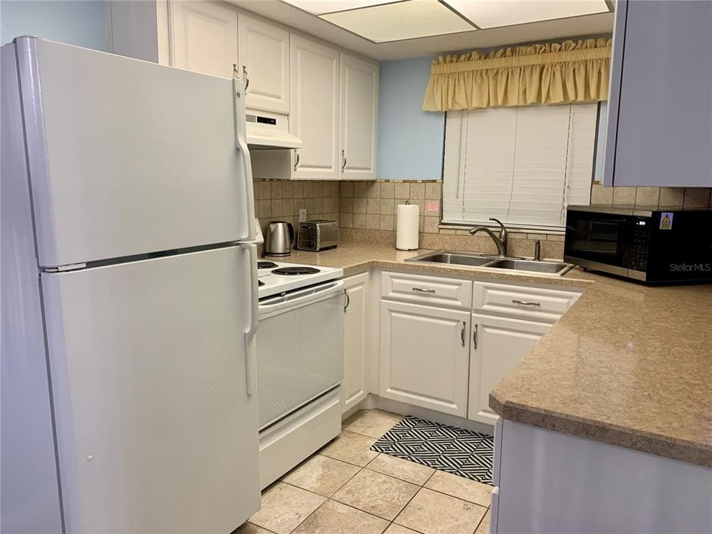 505 66TH AVENUE # 5, ST PETE BEACH, FL 33706 — zdjęcie 2