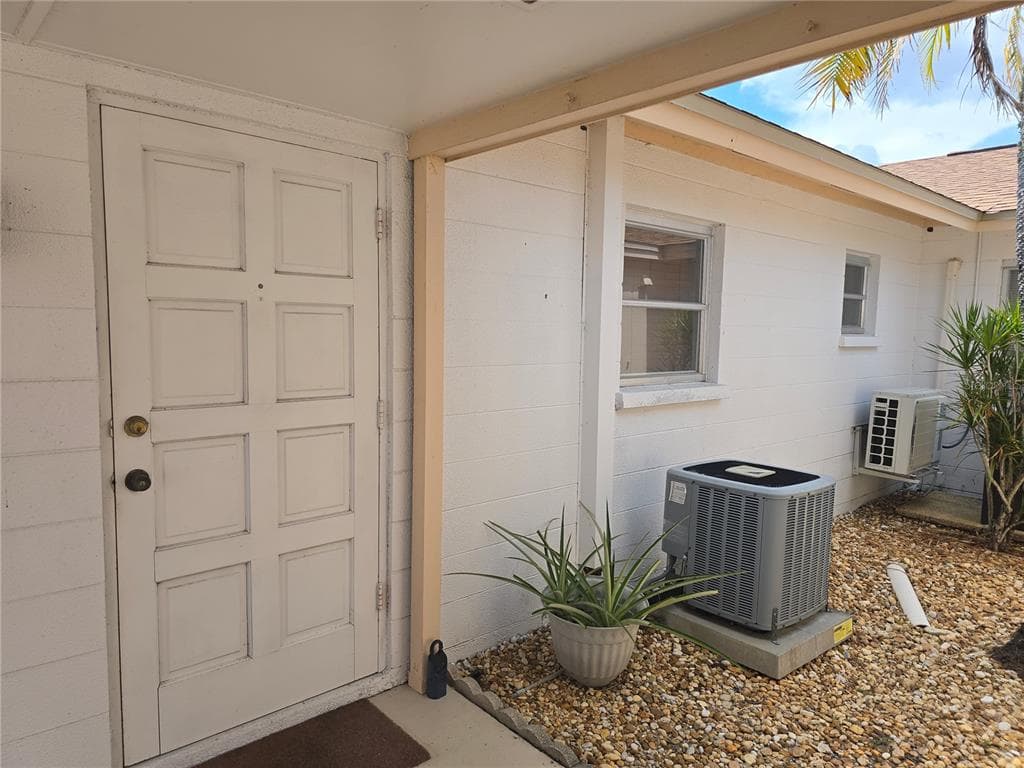 5064 LIVE OAK CIR # 5064, BRADENTON, FL 34207