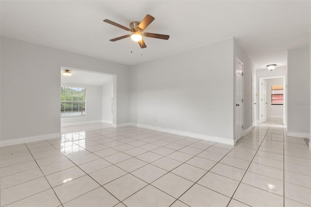 4506 24TH AVENUE S, TAMPA, FL 33619 — zdjęcie 5