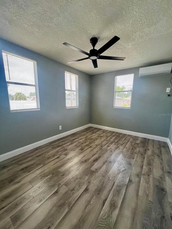 708 MARTIN L KING JR AVENUE, LAKELAND, FL 33815 — zdjęcie 2