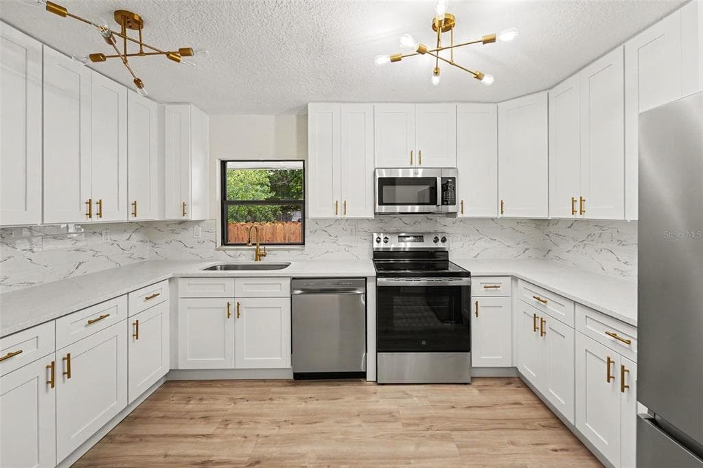 2850 59TH AVENUE N, ST PETERSBURG, FL 33714 — zdjęcie 2