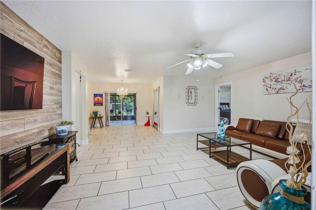 22442 VALE AVENUE, PUNTA GORDA, FL 33980 — zdjęcie 4