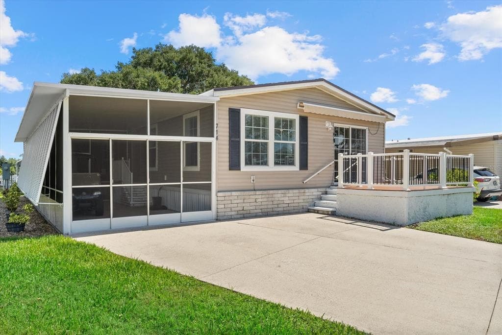714 FAIRMOUNT DRIVE, NORTH PORT, FL 34287