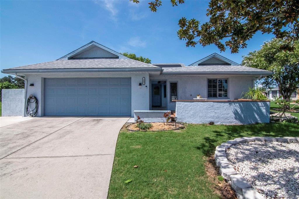 303 BARSTOW COURT, SUN CITY CENTER, FL 33573 — zdjęcie 3