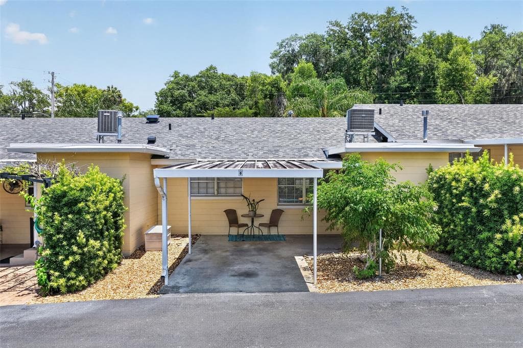 445 S GRANDVIEW STREET # 8, MOUNT DORA, FL 32757 — zdjęcie 3