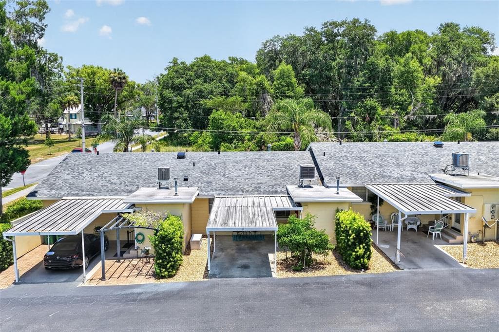 445 S GRANDVIEW STREET # 8, MOUNT DORA, FL 32757 — zdjęcie 4