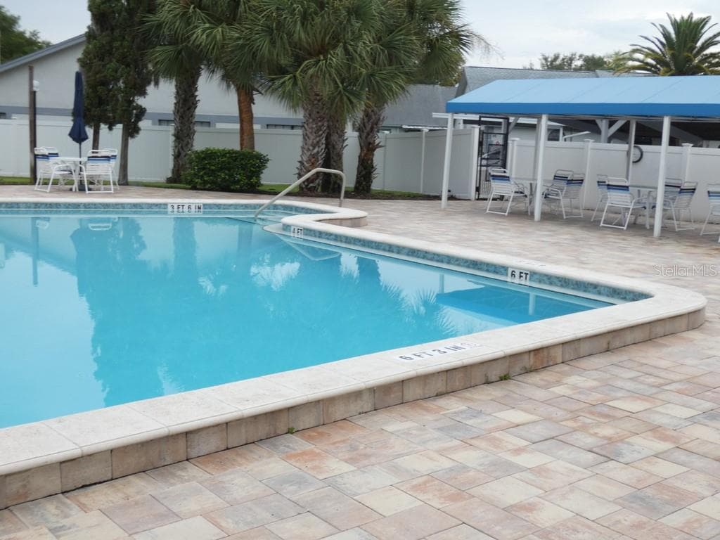 2749 COUNTRYSIDE BOULEVARD # 28, CLEARWATER, FL 33761 — zdjęcie 4