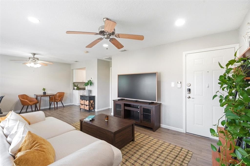4725 COQUINA KEY DRIVE SE # D, ST PETERSBURG, FL 33705 — zdjęcie 5