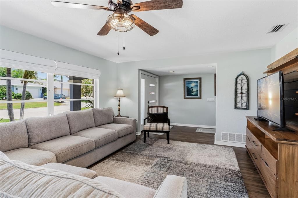 14570 TANGLEWOOD DRIVE, LARGO, FL 33774 — zdjęcie 3