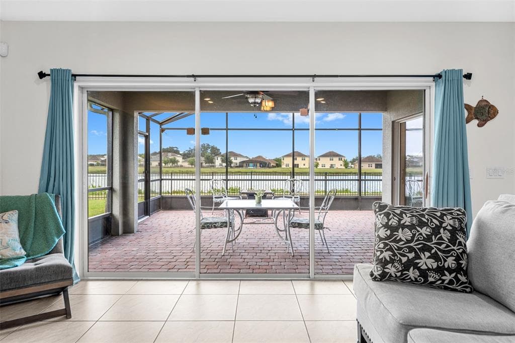 4851 PEARL LAKE COURT, KISSIMMEE, FL 34758 — zdjęcie 3