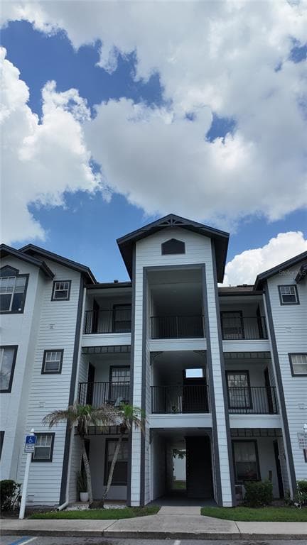 2209 ANTIGUA PLACE # 826, KISSIMMEE, FL 34741