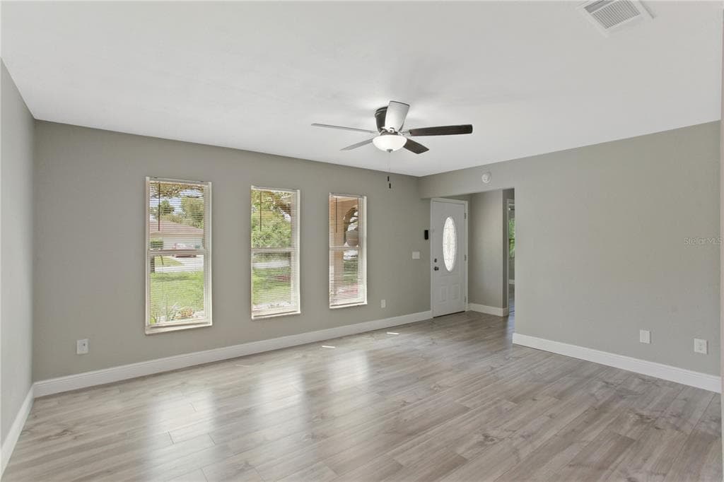 1022 NORWOOD DRIVE, DELTONA, FL 32725 — zdjęcie 4
