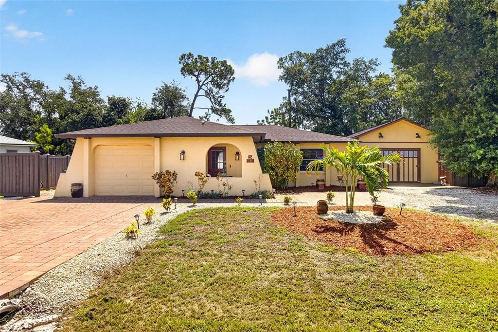 1018 KENSINGTON STREET, PORT CHARLOTTE, FL 33952