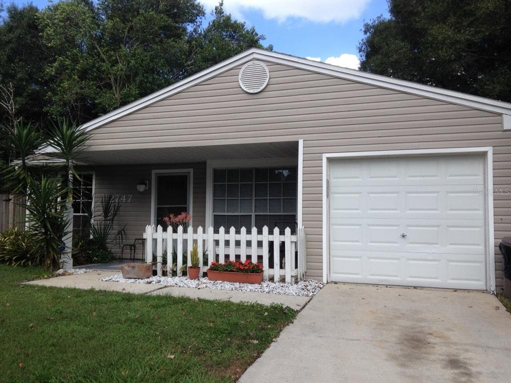 2747 KAVALIER DRIVE, PALM HARBOR, FL 34684