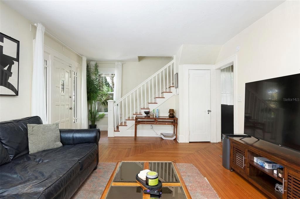 540 11TH AVENUE N, ST PETERSBURG, FL 33701 — zdjęcie 3