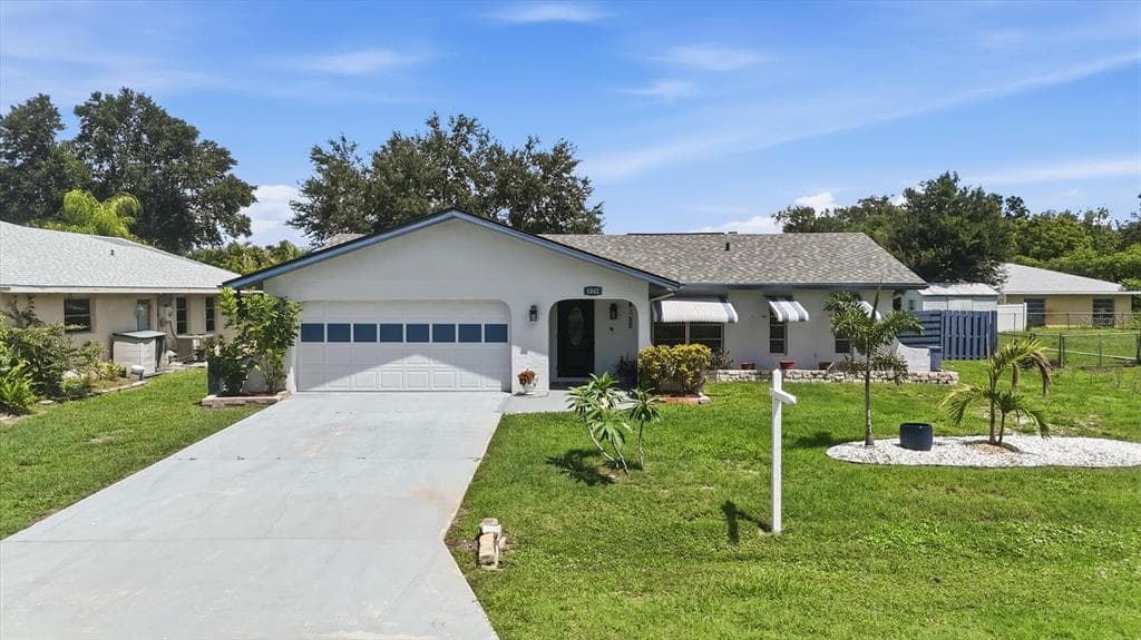 1042 MALAY TERRACE NW, PORT CHARLOTTE, FL 33948