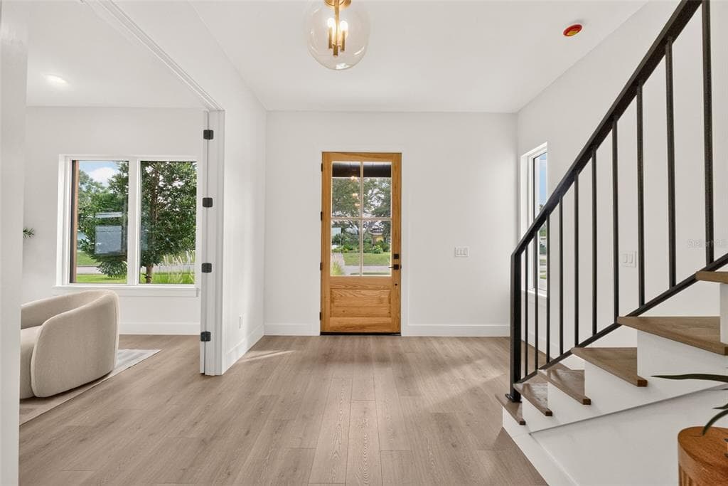 1205 FALCON DRIVE, ORLANDO, FL 32803 — zdjęcie 4