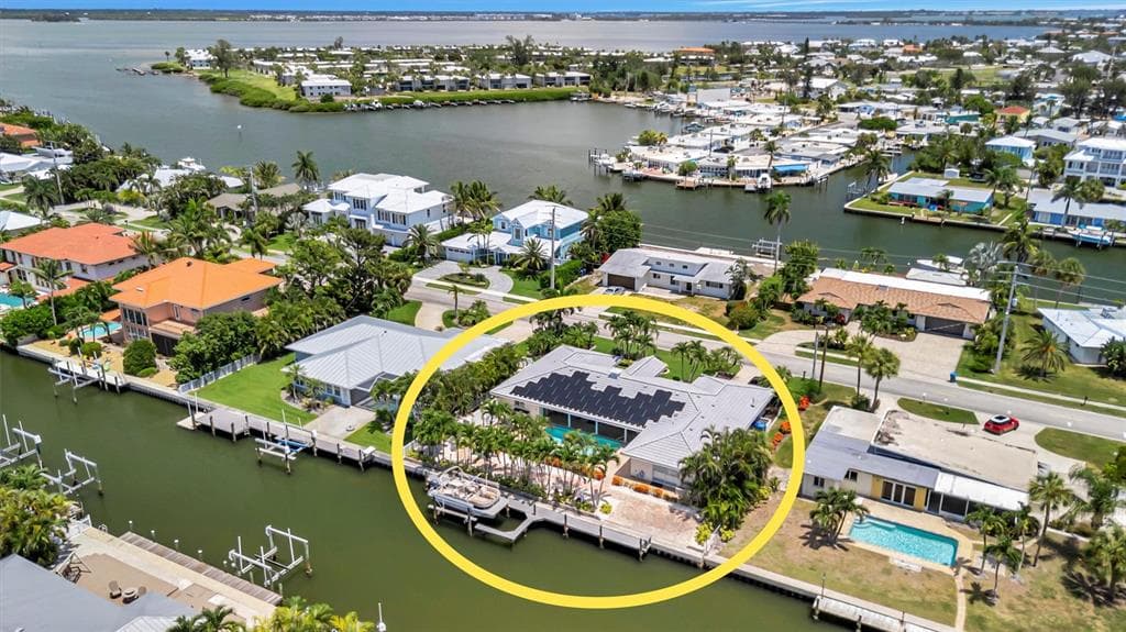 514 KEY ROYALE DRIVE, HOLMES BEACH, FL 34217 — zdjęcie 2