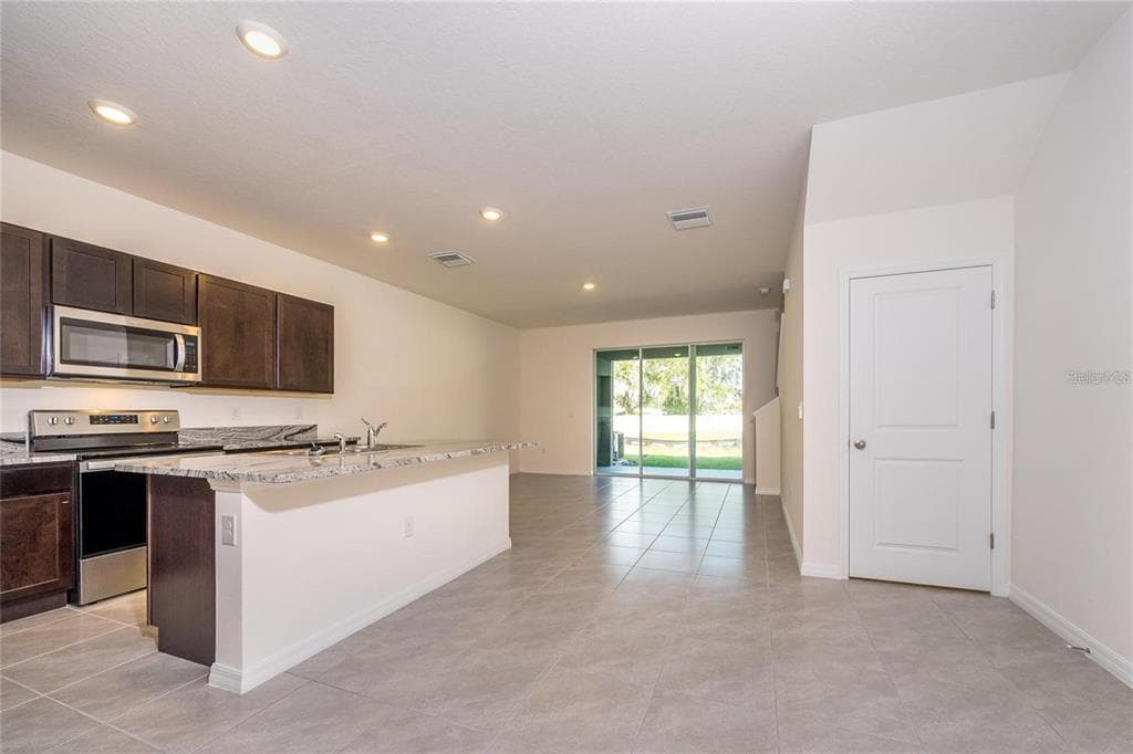 34293 SORREL MINT DRIVE, WESLEY CHAPEL, FL 33543 — zdjęcie 4