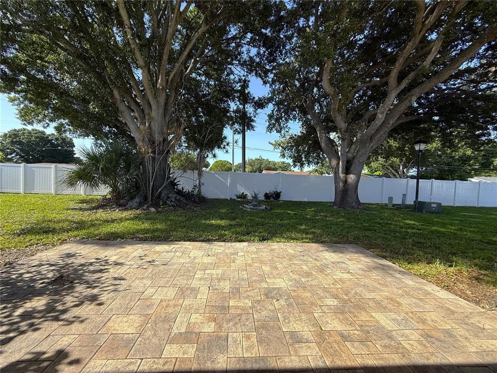 5420 PALM CREST COURT N, PINELLAS PARK, FL 33782 — zdjęcie 2