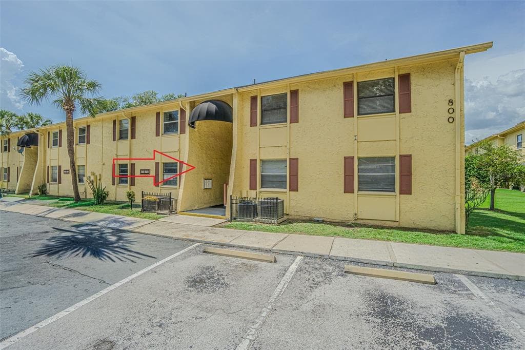 7517 ABONADO ROAD # 7517, TAMPA, FL 33615