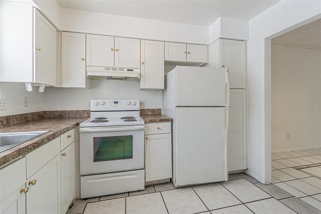 7517 ABONADO ROAD # 7517, TAMPA, FL 33615 — zdjęcie 5
