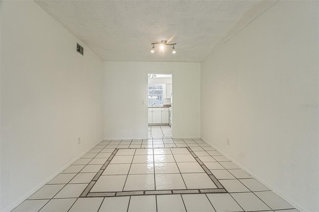 7517 ABONADO ROAD # 7517, TAMPA, FL 33615 — zdjęcie 4
