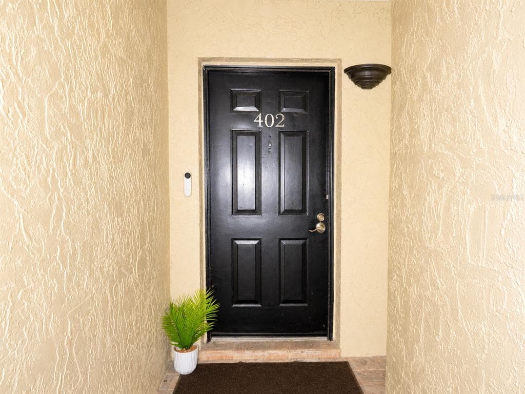 6301 58TH STREET N # 402, PINELLAS PARK, FL 33781