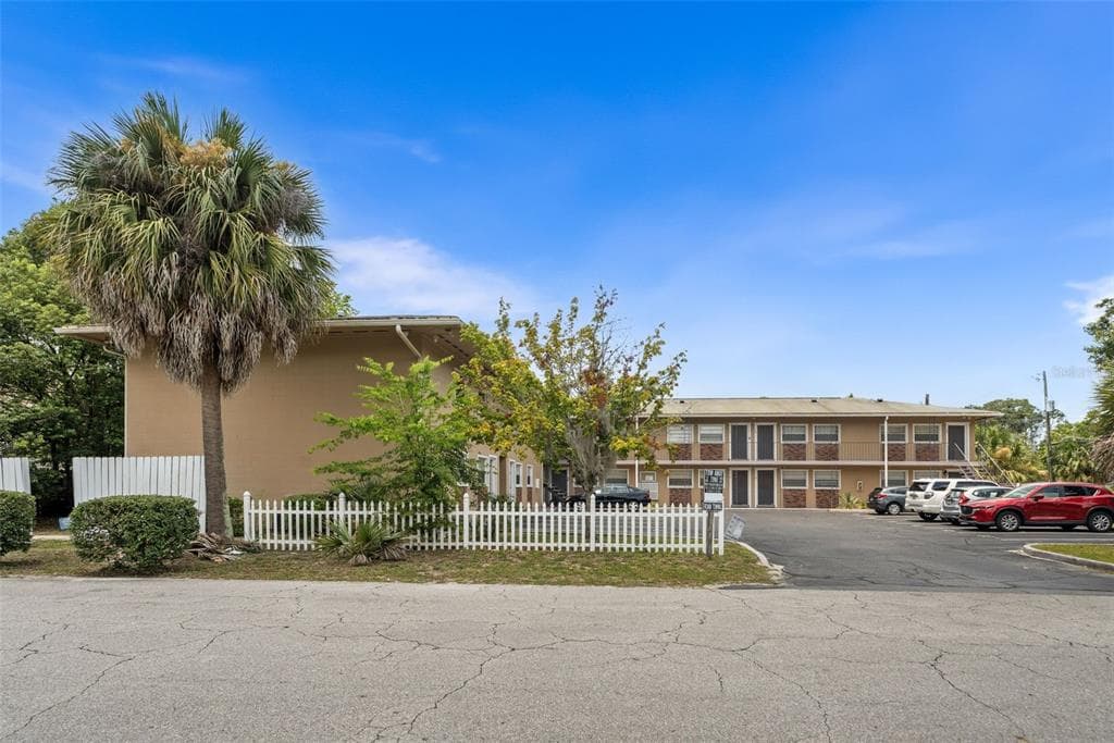 501 NW 15TH AVENUE # 11, GAINESVILLE, FL 32601 — zdjęcie 2