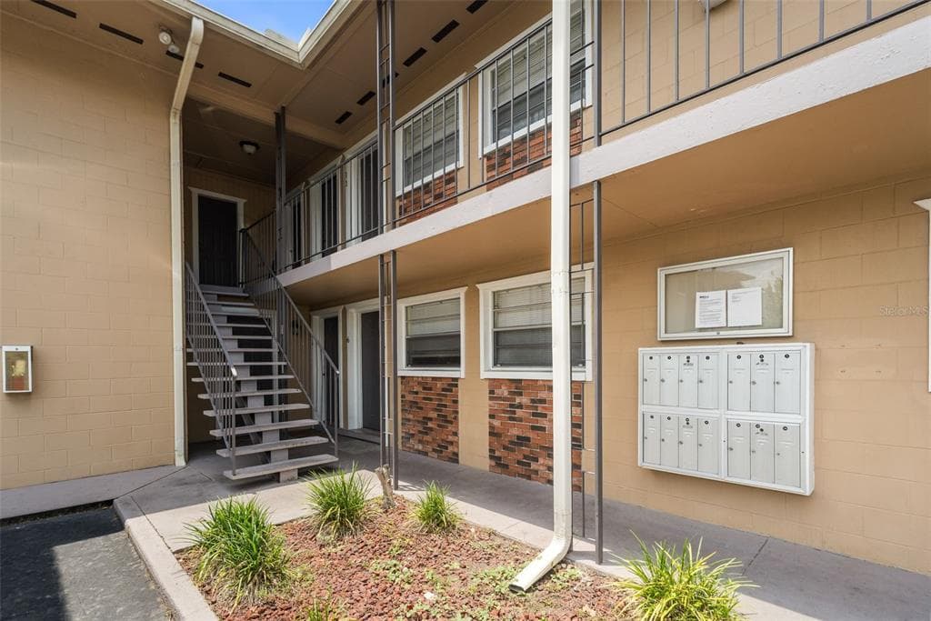 501 NW 15TH AVENUE # 11, GAINESVILLE, FL 32601 — zdjęcie 4