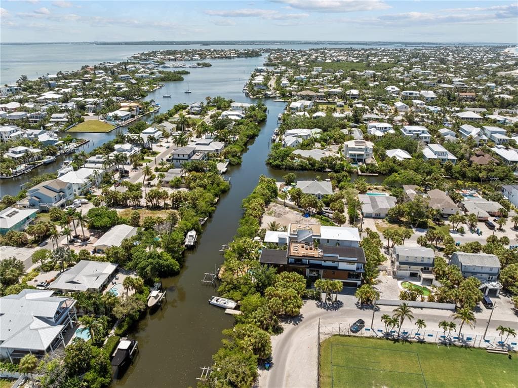 411 PALM AVENUE, ANNA MARIA, FL 34216 — zdjęcie 4