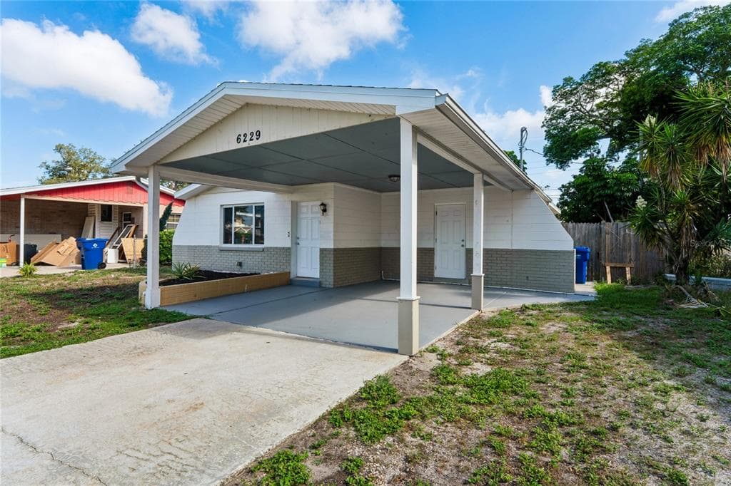 6229 50TH AVENUE N, ST PETERSBURG, FL 33709 — zdjęcie 2