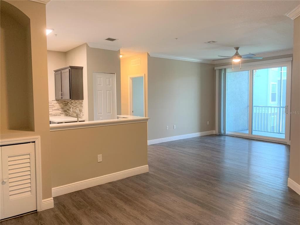 5617 LEGACY CRESCENT PLACE # 201, RIVERVIEW, FL 33578 — zdjęcie 2