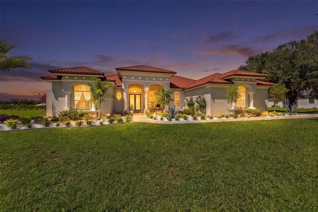 24355 HIDEOUT TRAIL, LAND O LAKES, FL 34639