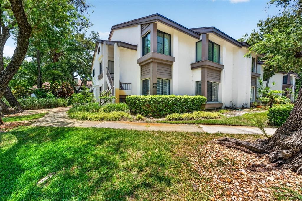 1846 LAKE CYPRESS DRIVE # 1846, SAFETY HARBOR, FL 34695