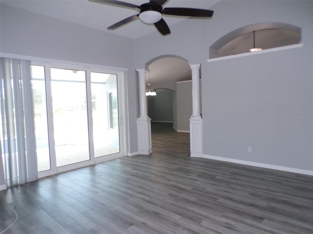 1077 ROTONDA CIRCLE, ROTONDA WEST, FL 33947 — zdjęcie 2