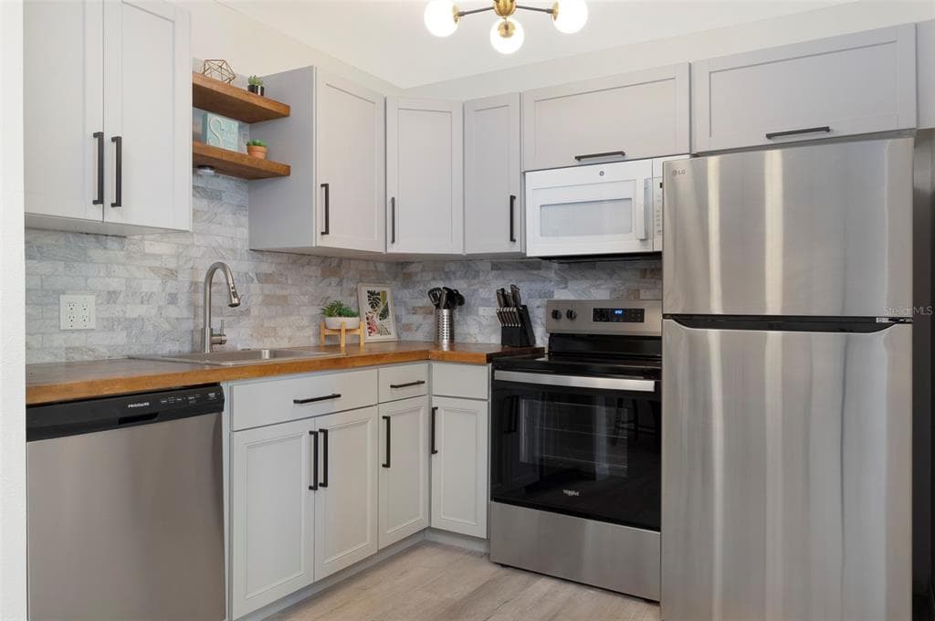 7151 SUNSET WAY # 3, ST PETE BEACH, FL 33706 — zdjęcie 2