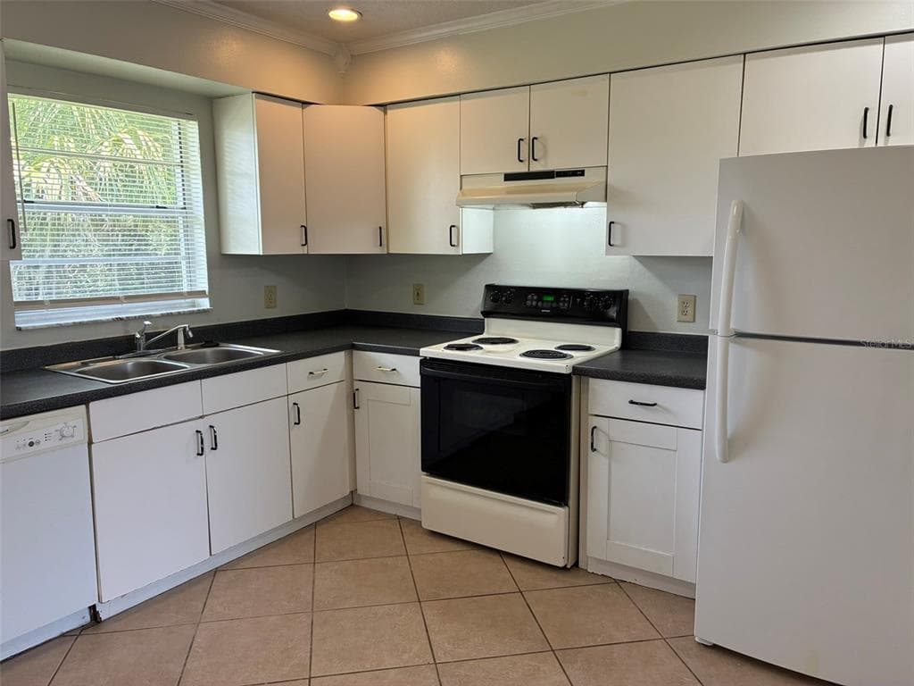 320 QUEEN AVENUE, OVIEDO, FL 32765 — zdjęcie 4