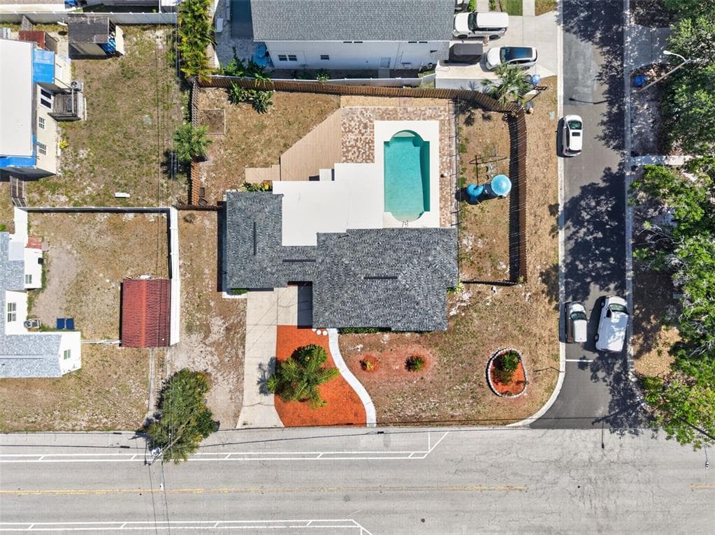 1674 34TH AVENUE N, ST PETERSBURG, FL 33713 — zdjęcie 3