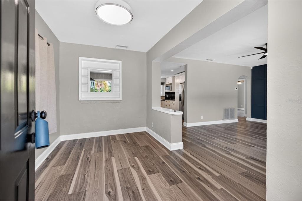1674 34TH AVENUE N, ST PETERSBURG, FL 33713 — zdjęcie 5