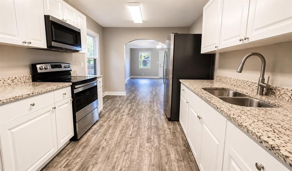 657 15TH AVENUE S, ST PETERSBURG, FL 33701 — zdjęcie 5